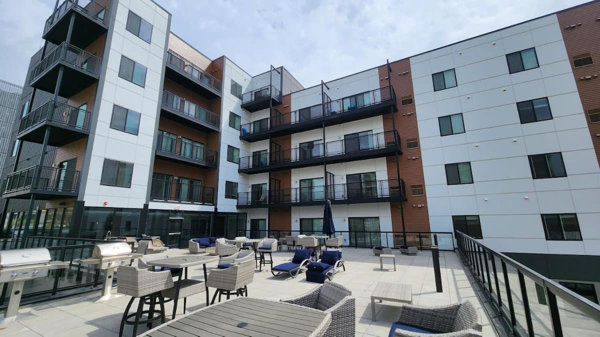 2 Bedroom Brand New Apartment Near Mayo, Park Free Рочестер Екстер'єр фото